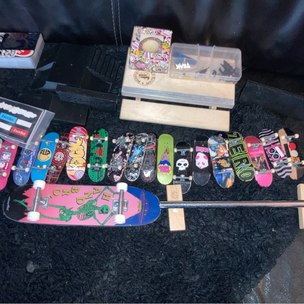 Fingerboard obstacles ,trinkets and more